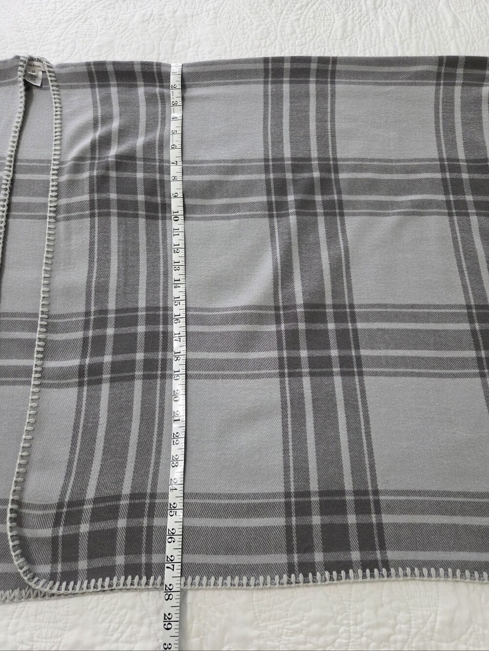 Grey Plaid Ruana. - Picture 5 of 9